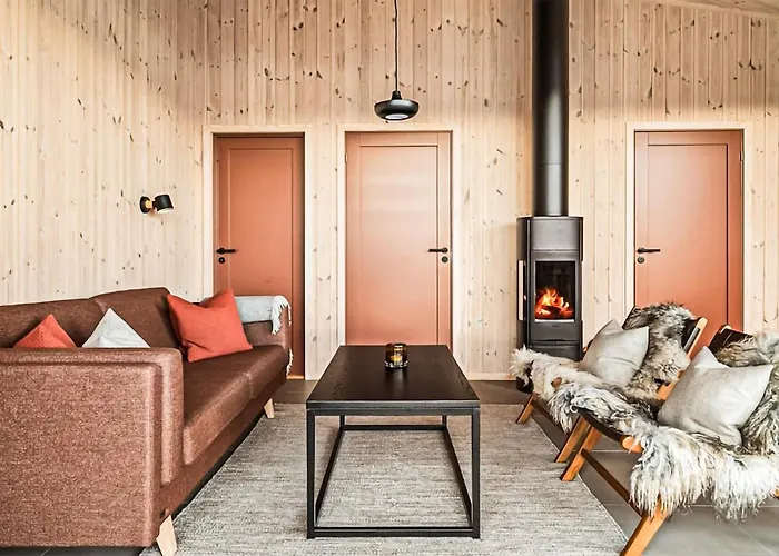 4 Bedroom Awesome In Voringsfoss *