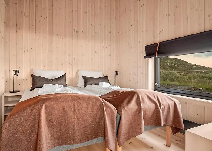 Ferienhaus 4 Bedroom Awesome In Voringsfoss *